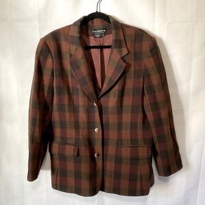 Liz Claiborne Vintage plaid wool blend 3 button blazer with shoulder pads. Sz 16